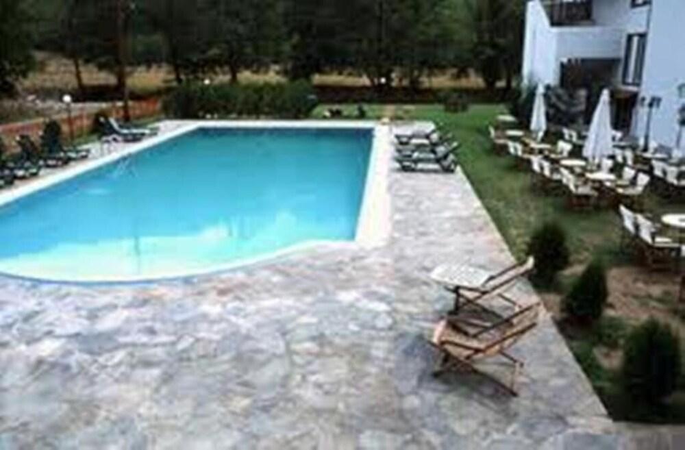 Dryas Resort 카페니시온 외부 사진