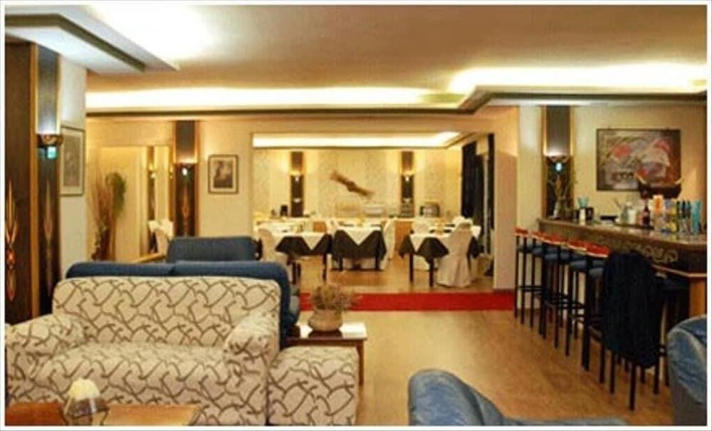 Dryas Resort 카페니시온 외부 사진